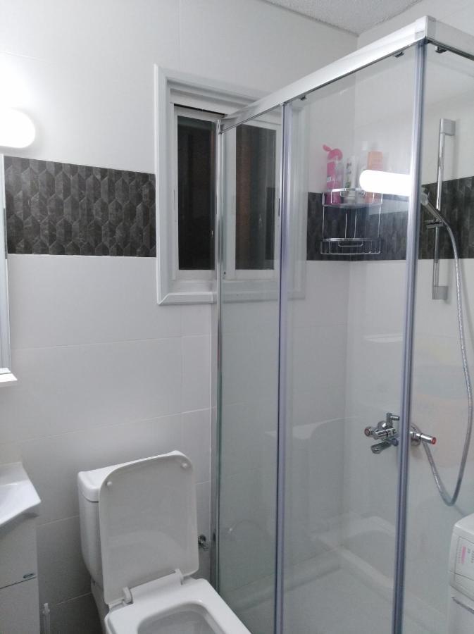 Larnaca, Pervolia 1 Bedroom Seaside Apartment Luaran gambar