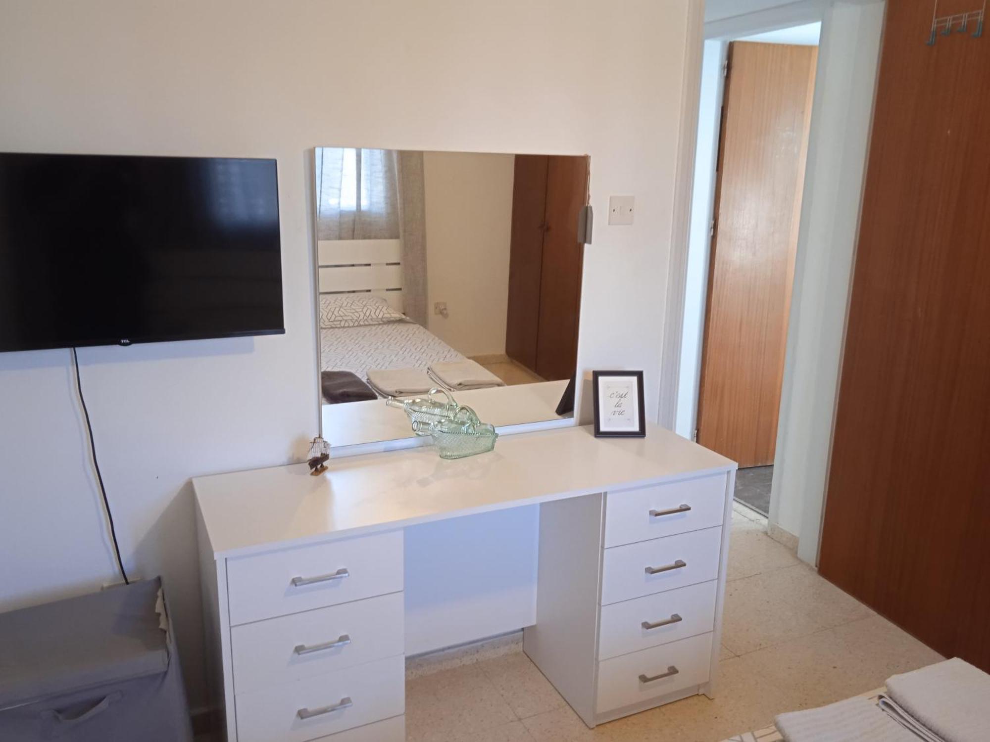 Larnaca, Pervolia 1 Bedroom Seaside Apartment Luaran gambar
